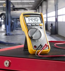 Multimètre numérique portable TRMS; 6000 points; précision de 0.5%