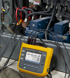 Enregistreur de puissance/énergie électrique triphasée, 4U/3I - Fluke Connect, WiFi/Bluetooth