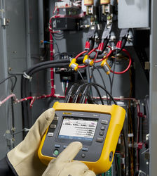 Enregistreur de puissance/énergie électrique triphasée, 4U/3I - Fluke Connect, WiFi/Bluetooth